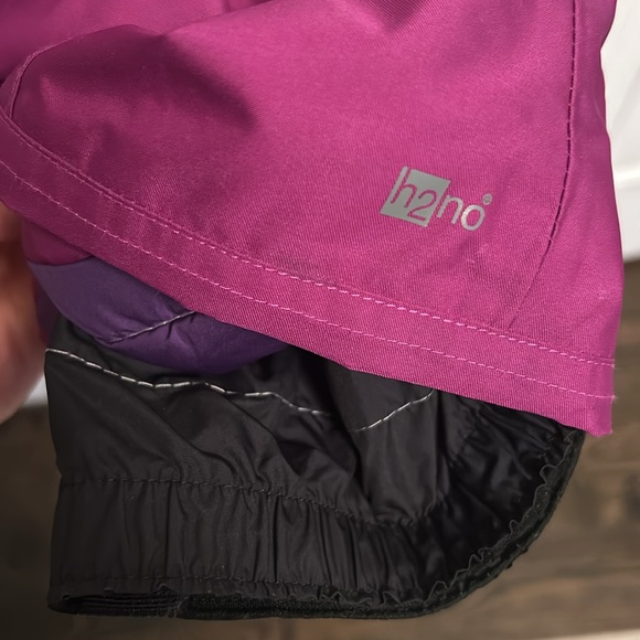 Patagonia Baby Snow Pile Bibs, size 4T - Picture 3 of 4